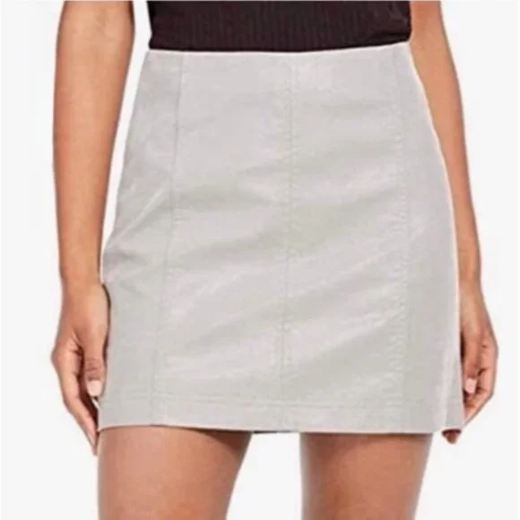 Free People Faux White Leather Mini Skirt Size 12 New With Tags - Picture 6 of 10